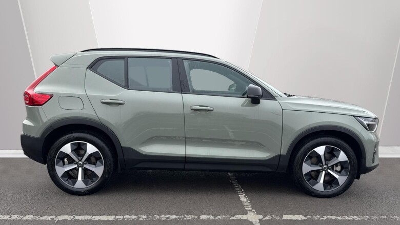 Volvo XC40 2.0 B3P Plus Dark 5dr Auto Petrol Estate